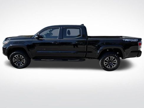 Used 2023 Toyota Tacoma TRD Sport w/ Advanced Technology Package image 8