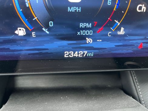 Used 2025 Chevrolet Equinox LT image 40