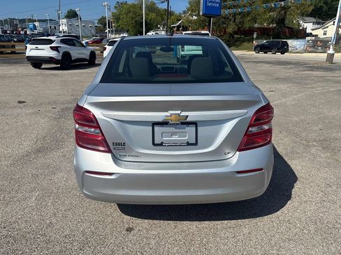 Used 2020 Chevrolet Sonic LT FWD image 4
