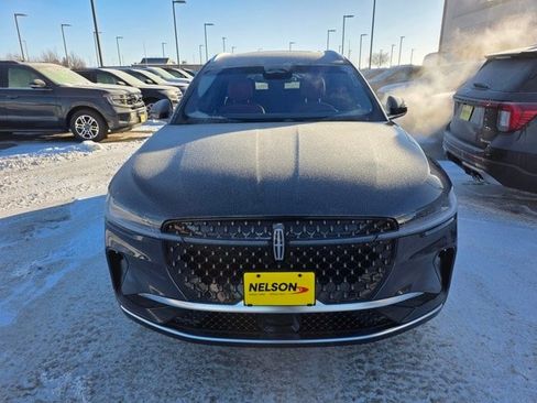 Used 2024 Lincoln Nautilus Black Label image 3