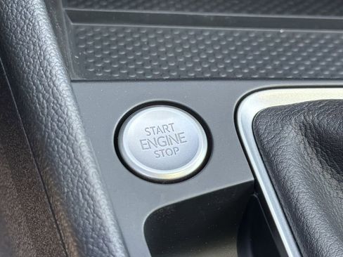 New 2026 Volkswagen Jetta GLI Autobahn FWD image 9