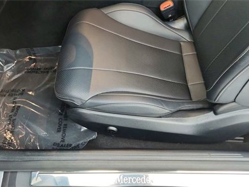 Used 2025 Mercedes-Benz CLE 300 4MATIC Cabriolet image 36