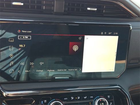 Used 2023 GMC Sierra 1500 AT4 w/ AT4 Preferred Package image 21