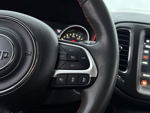 Used 2021 Jeep Compass Trailhawk image 9