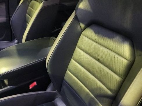 Used 2022 Volkswagen Atlas SEL Premium image 8