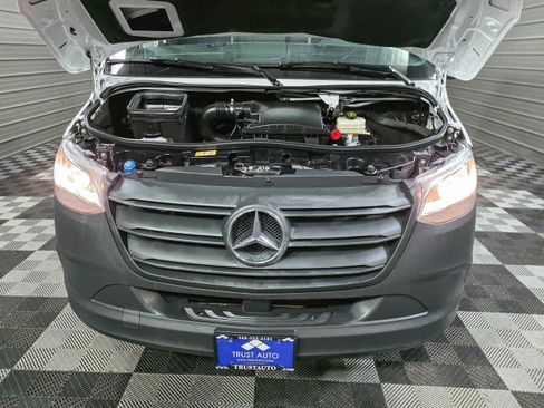 Used 2022 Mercedes-Benz Sprinter 2500 image 29