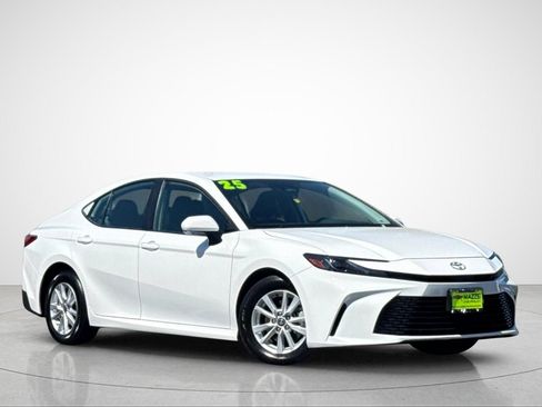 Used 2025 Toyota Camry LE FWD image 2
