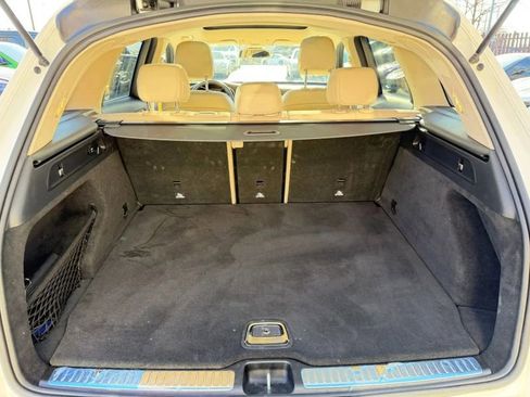 Used 2018 Mercedes-Benz GLC 300 4MATIC image 37