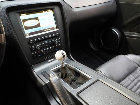 Used 2010 Ford Mustang Shelby GT500 RWD image 54