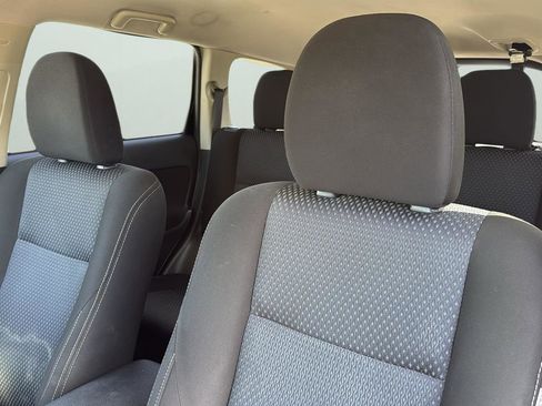 Used 2018 Mitsubishi Outlander ES image 5