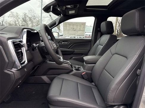 New 2026 GMC Canyon Elevation w/ Convenience Package image 8