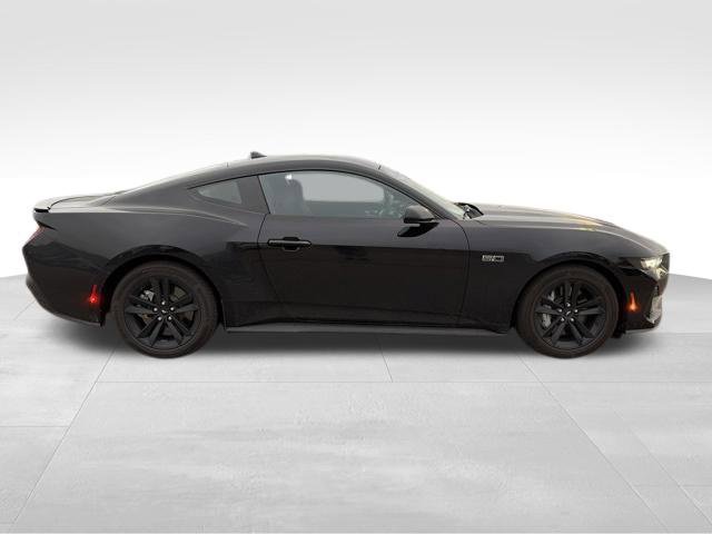 Used 2024 Ford Mustang GT RWD image 11