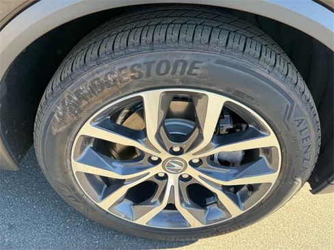 Used 2023 Acura MDX SH-AWD w/ Technology Package image 25