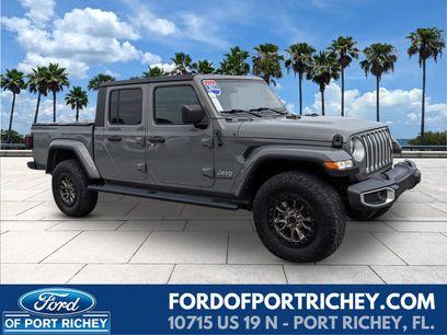 Used 2022 Jeep Gladiator Overland w/ Popular Equipment Package