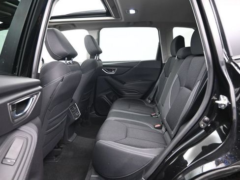 Used 2022 Subaru Forester Premium AWD/4WD image 28