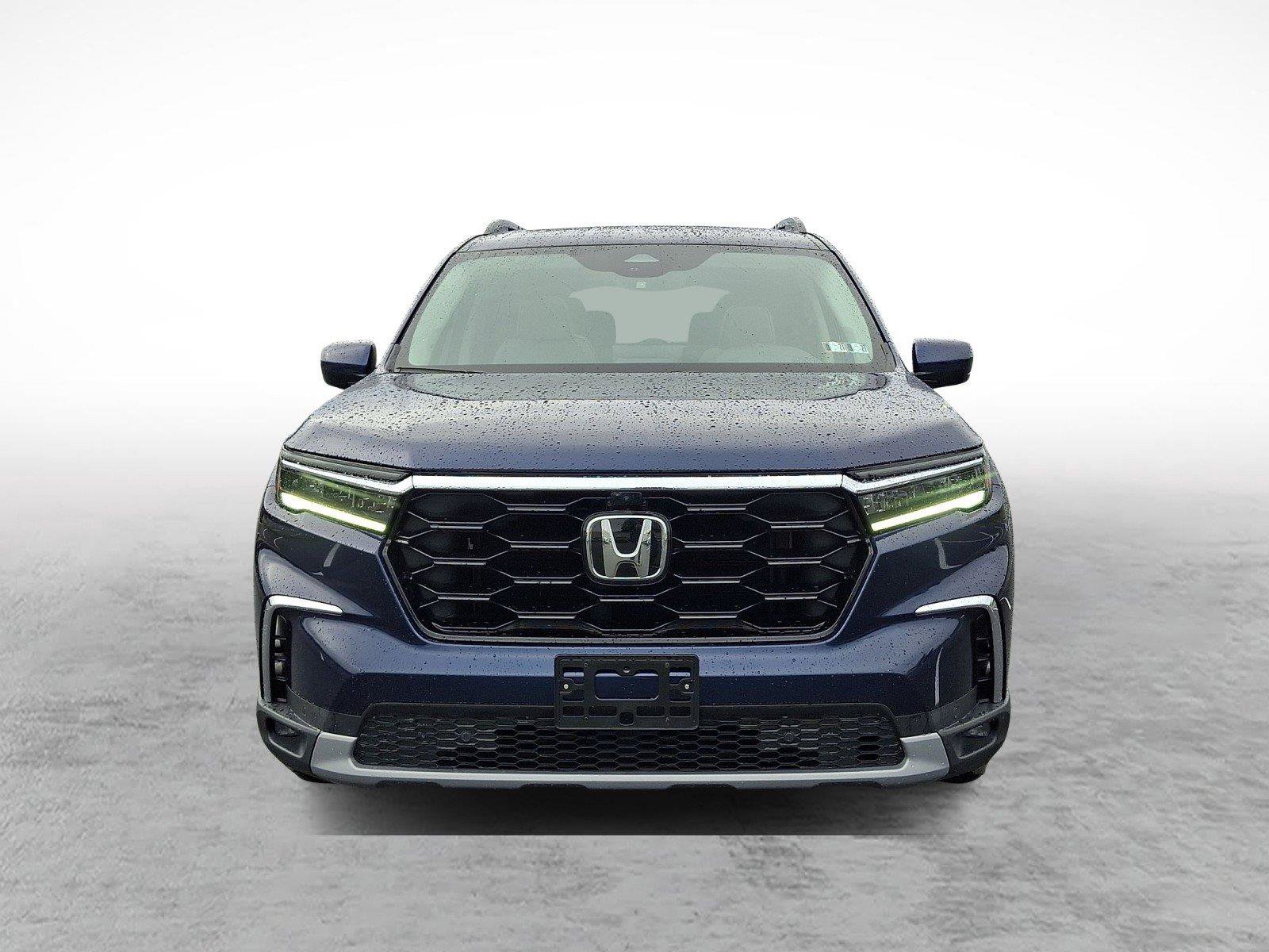 Used 2023 Honda Pilot Elite image 2