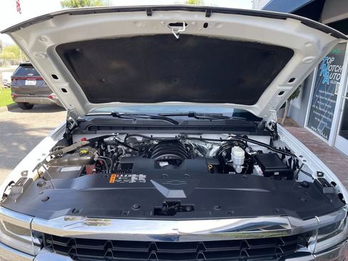 Used 2018 Chevrolet Silverado 1500 LT image 28