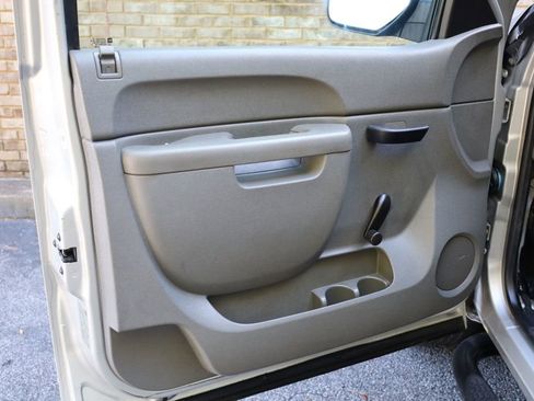 Used 2011 Chevrolet Silverado 1500 W/T image 20