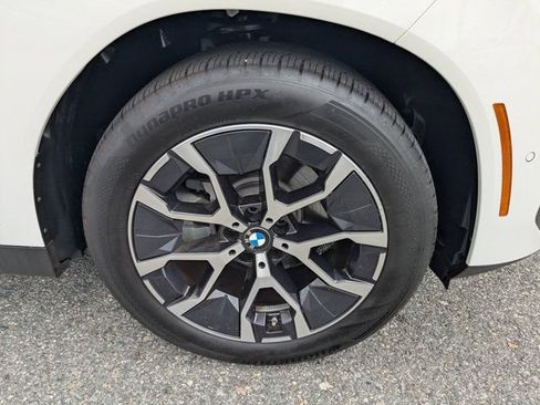 Used 2025 BMW X3 xDrive30i w/ Convenience Package AWD/4WD image 11