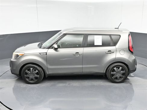 Used 2015 Kia Soul image 26