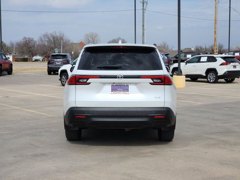 Used 2024 Toyota Grand Highlander XLE image 8