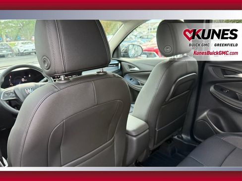 New 2026 Buick Encore GX Preferred w/ Comfort Package AWD/4WD image 35