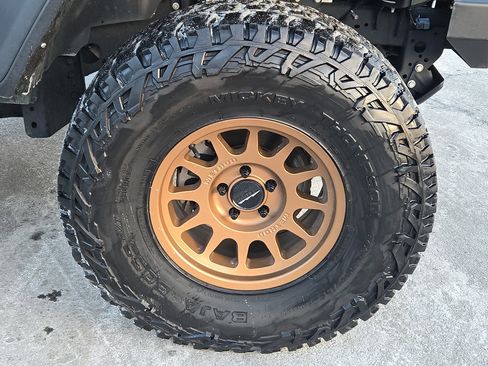 Used 2022 Jeep Gladiator Rubicon image 8