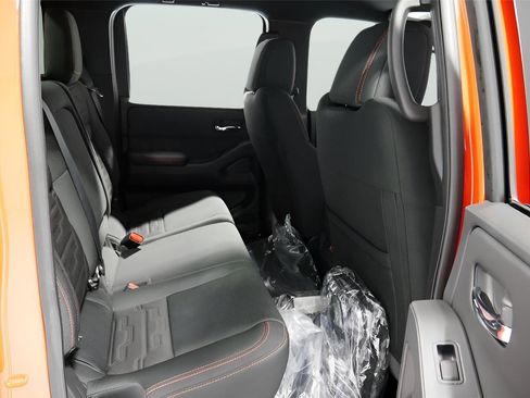 New 2025 Nissan Frontier PRO-4X image 17