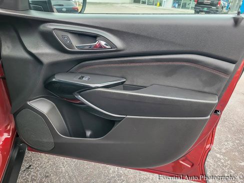 Used 2025 Chevrolet Trax RS w/ Driver Confidence Package image 21