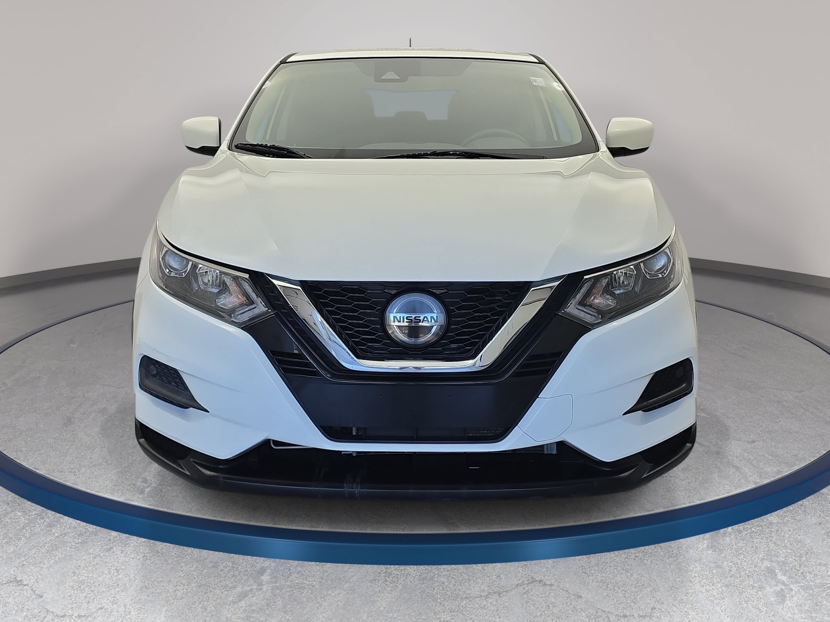 Used 2020 Nissan Rogue Sport S w/ Appearance Package FWD image 2