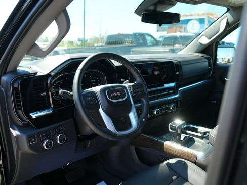 Used 2024 GMC Sierra 1500 Elevation w/ Elevation Premium Package AWD/4WD image 20