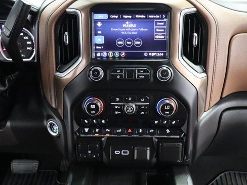 Used 2020 Chevrolet Silverado 2500 High Country w/ Technology Package AWD/4WD image 66