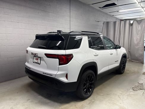 New 2027 GMC Terrain Elevation w/ Elevation Premium Package AWD/4WD image 2