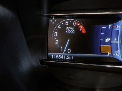 Used 2017 Ford Explorer XLT w/ Equipment Group 202A image 19