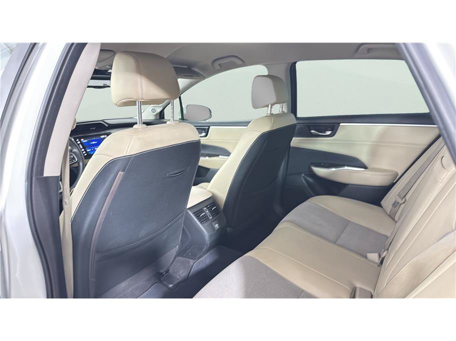 Used 2018 Honda Clarity Plug-In Hybrid image 13