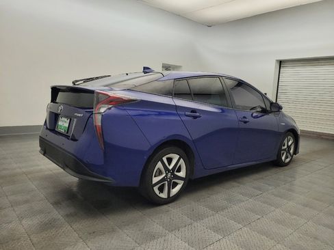 Used 2018 Toyota Prius Four Touring w/ Premium Convenience Package image 9
