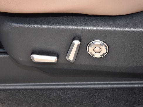 New 2026 Lincoln Navigator Black Label image 38