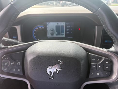 Used 2023 Ford Bronco Outer Banks AWD/4WD image 12