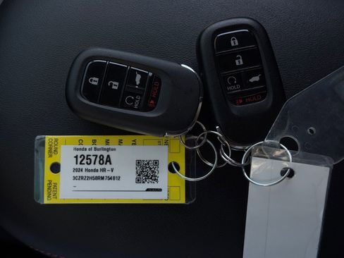 Certified 2024 Honda HR-V Sport image 31
