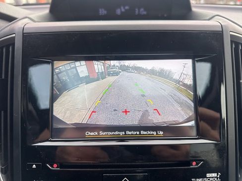 Used 2021 Subaru Forester Premium image 39