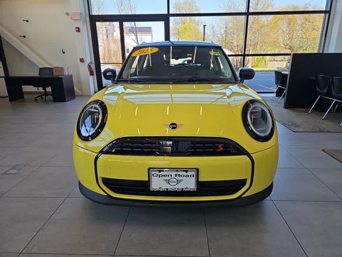 Certified 2025 MINI Cooper S FWD image 3