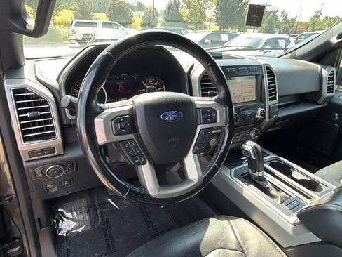 Used 2018 Ford F150 Platinum w/ Equipment Group 701A Luxury AWD/4WD image 25