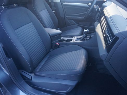 Used 2025 Volkswagen Jetta S image 21