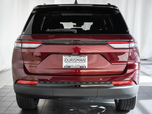 New 2025 Jeep Grand Cherokee Limited image 5