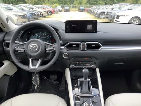 New 2025 MAZDA CX-5 AWD 2.5 S w/ Premium Plus Pkg image 16