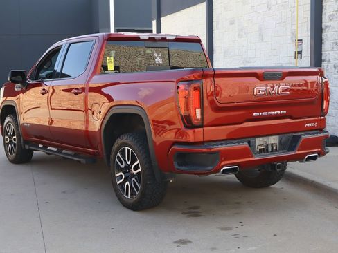 Used 2021 GMC Sierra 1500 AT4 w/ AT4 Value Package AWD/4WD image 3