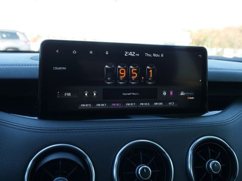 Used 2022 Kia Stinger GT-Line w/ Sun & Sound Package image 27