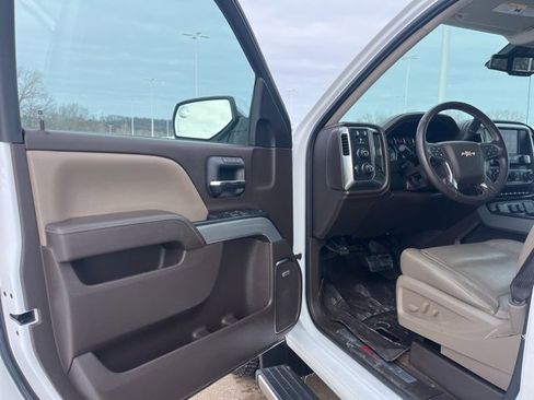 Used 2017 Chevrolet Silverado 1500 LTZ Z71 w/ LTZ Plus Package image 9