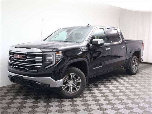 Certified 2025 GMC Sierra 1500 SLT AWD/4WD image 1