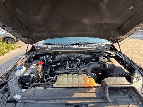 Used 2020 Ford F150 Lariat w/ Equipment Group 502A Luxury AWD/4WD image 30